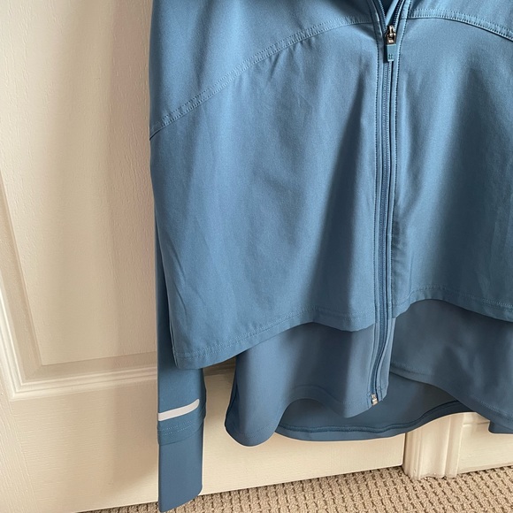 Sweaty Betty Running Jacket Blue - Picture 3 of 10